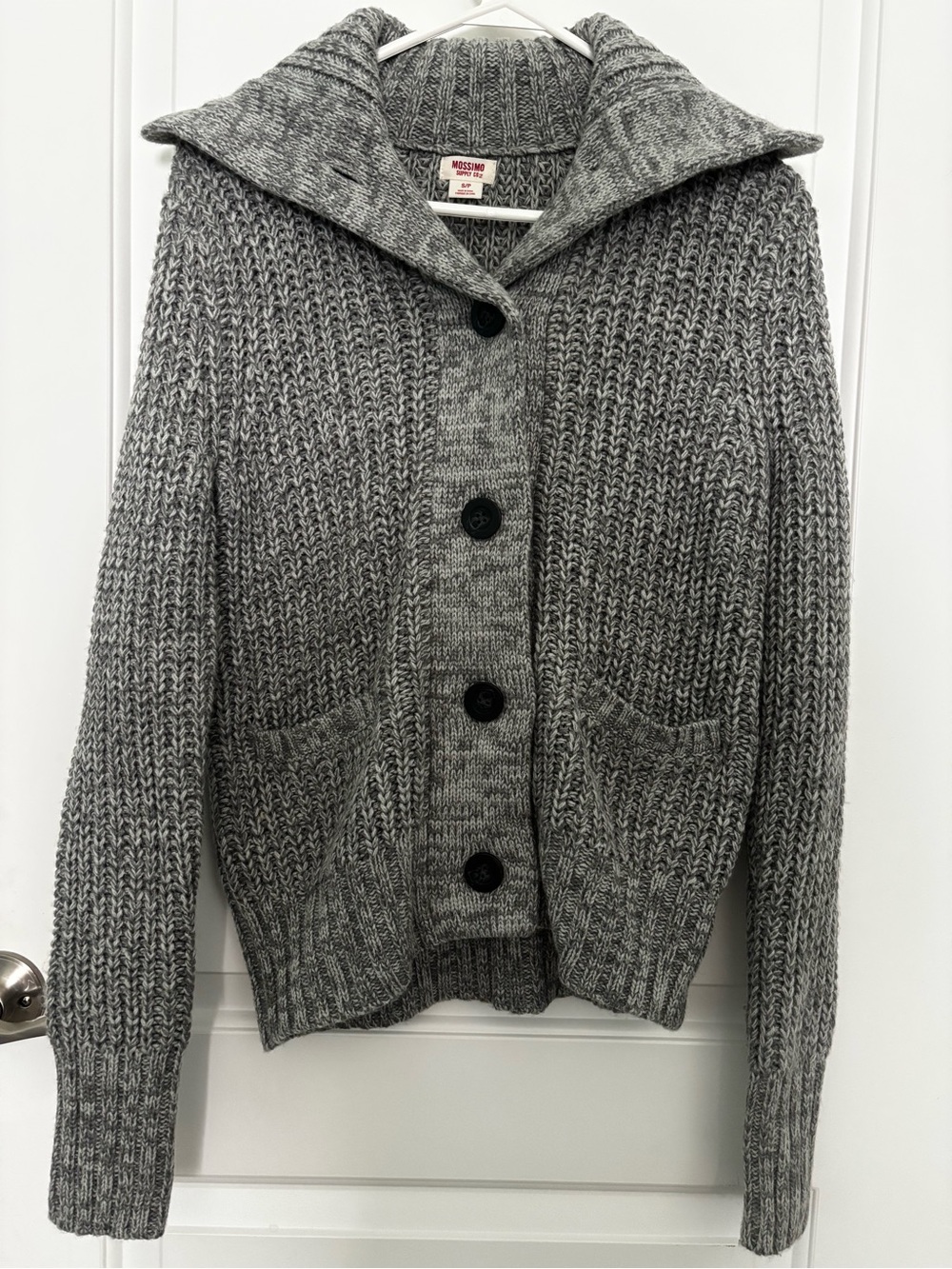 Mossimo Supply Co. Gray Knit Cardigan Size Small